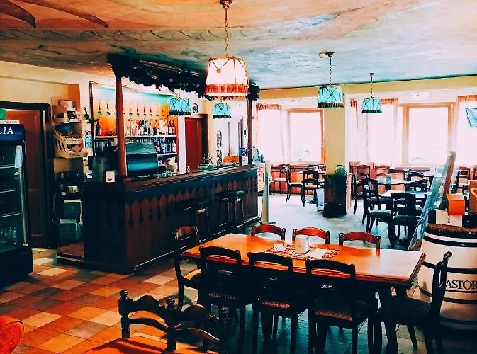 Ihr Emma 3* 까나제이